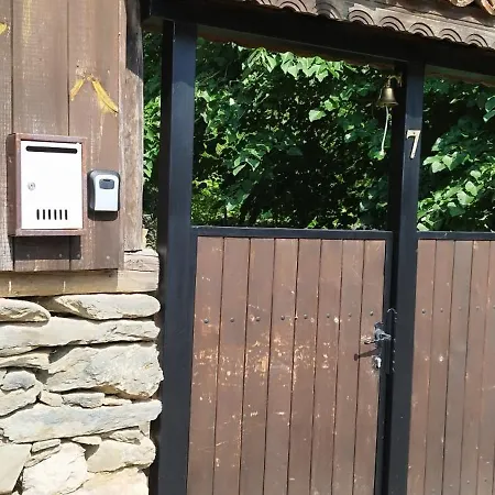глинената къща в дълги дел Dŭlgi Del