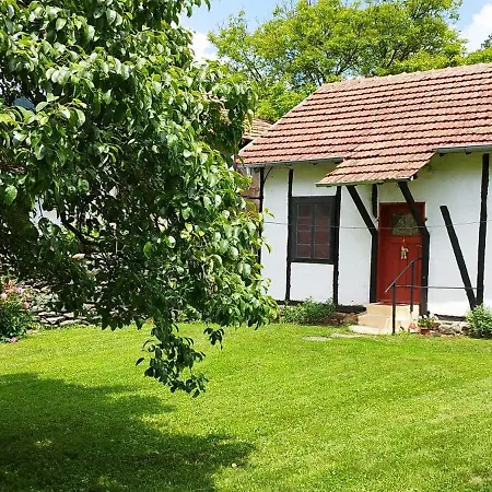 Vakantiehuis глинената къща в дълги дел *